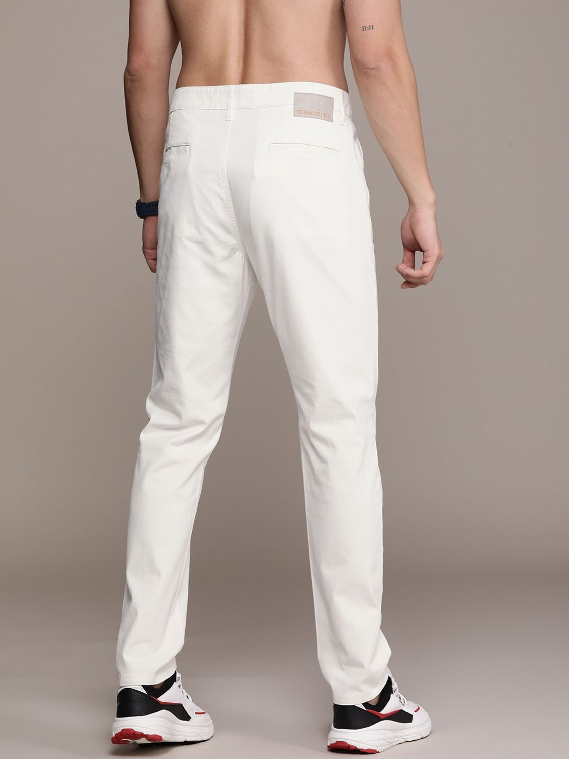Image of Roadster Regular Fit Men White Trousers