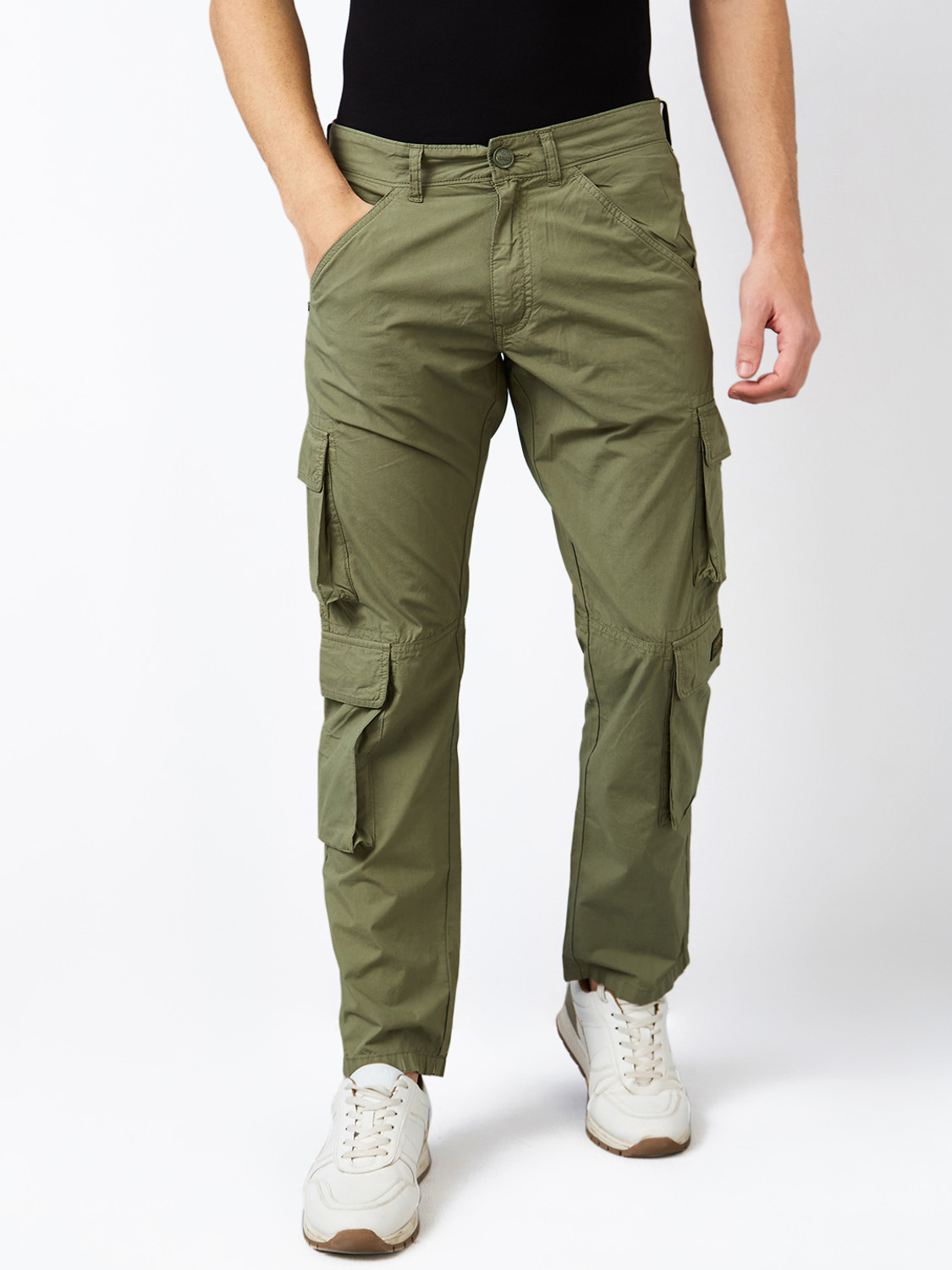 Image of Spykar Straight Fit Men Green Trousers