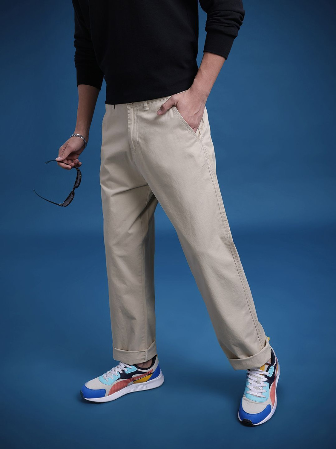 Image of Roadster Straight Fit Men Beige Trousers