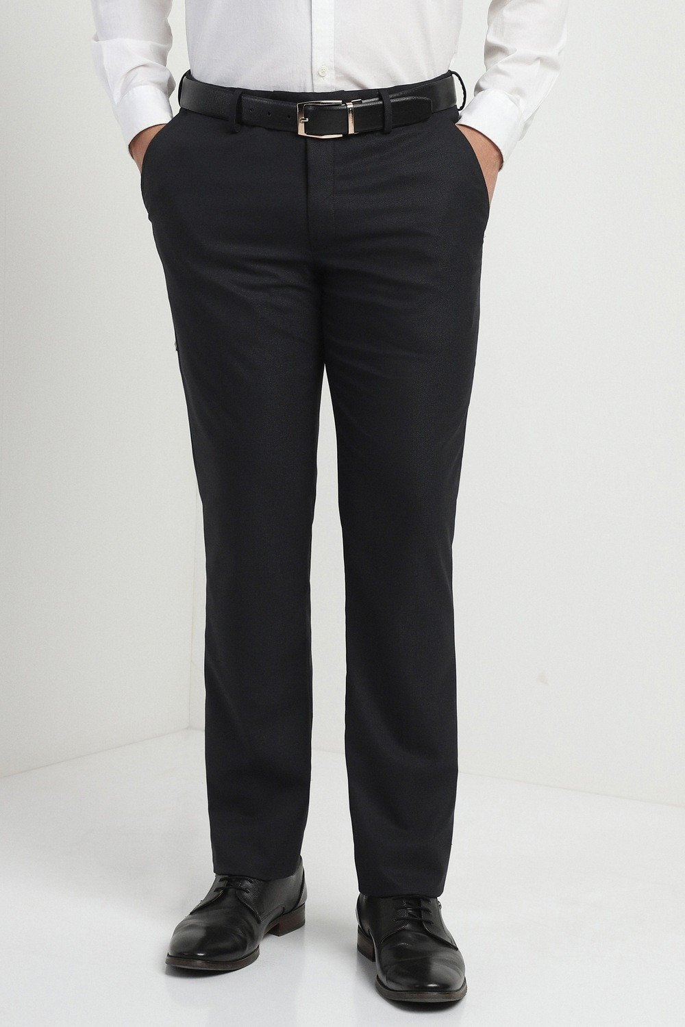 Image of Allen Solly Slim Fit Men Black Trousers