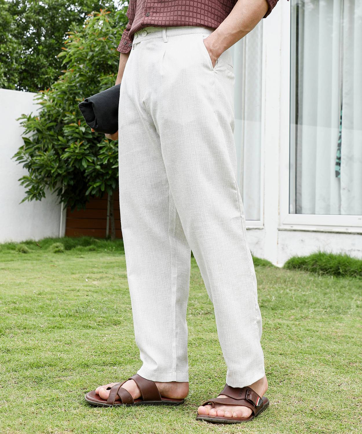 CAHOOT Regular Fit Men Cream Trousers