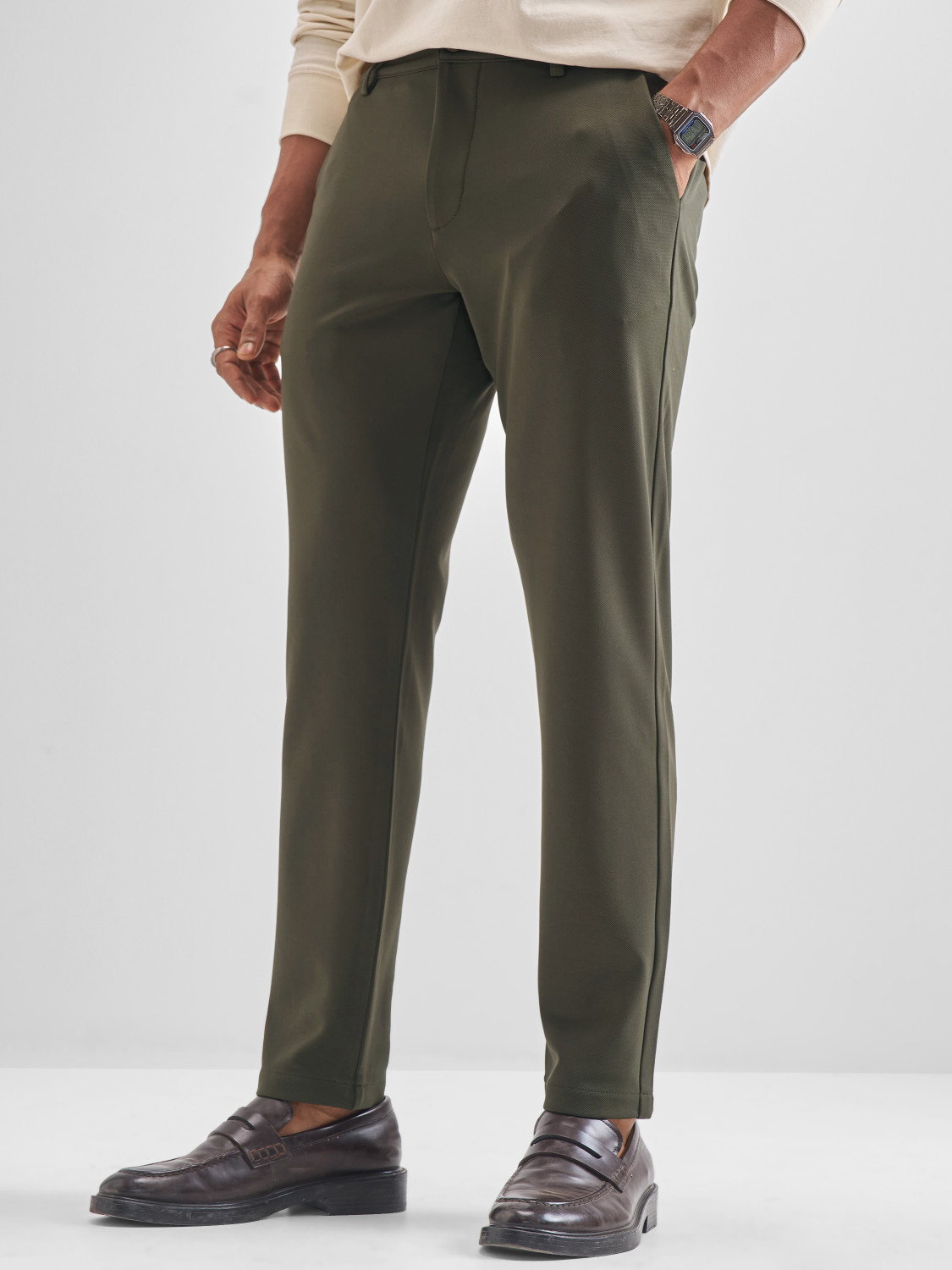 Image of HIGHLANDER Tapered Men Green Trousers