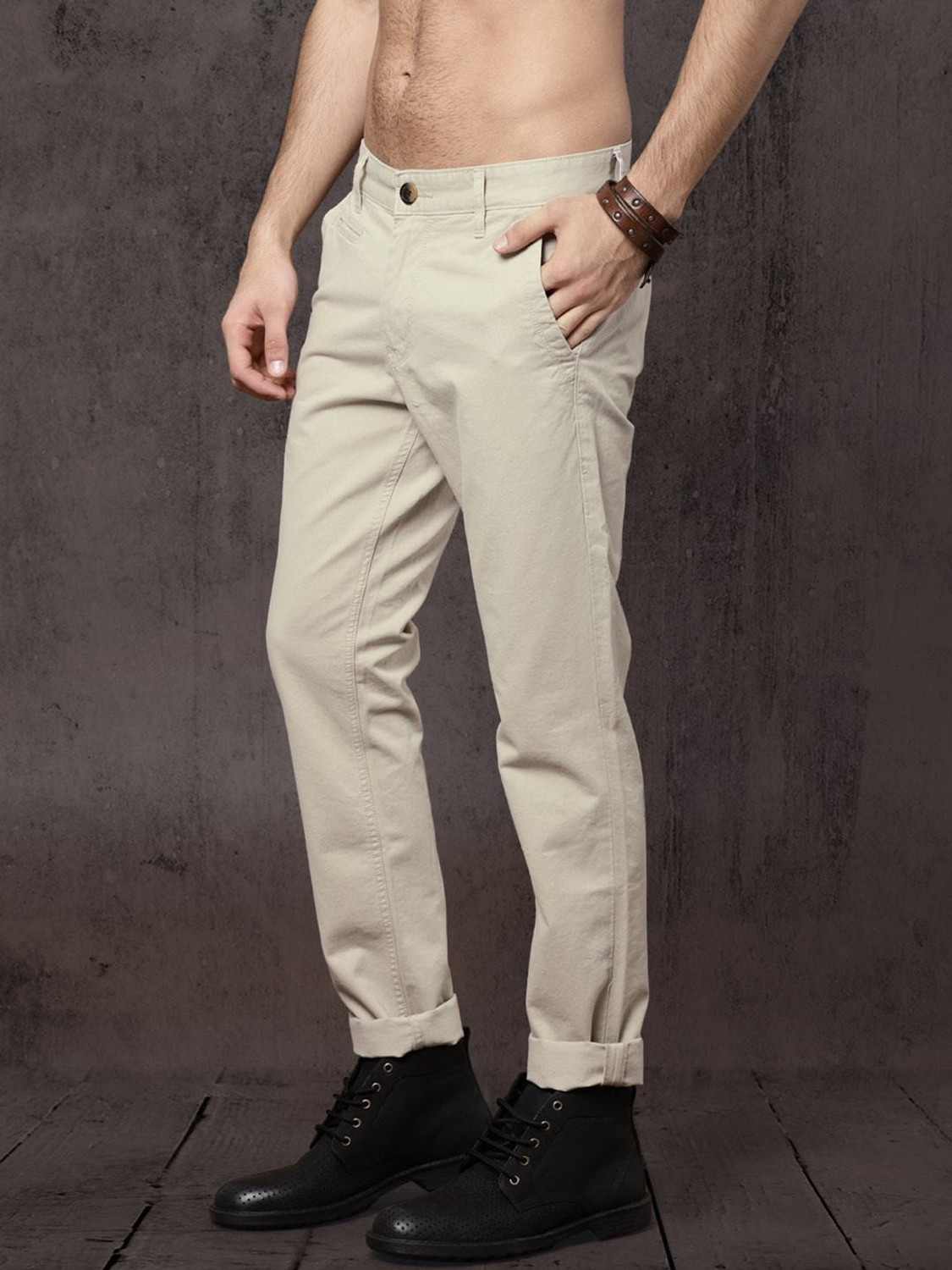 Image of Roadster Regular Fit Men Beige Trousers