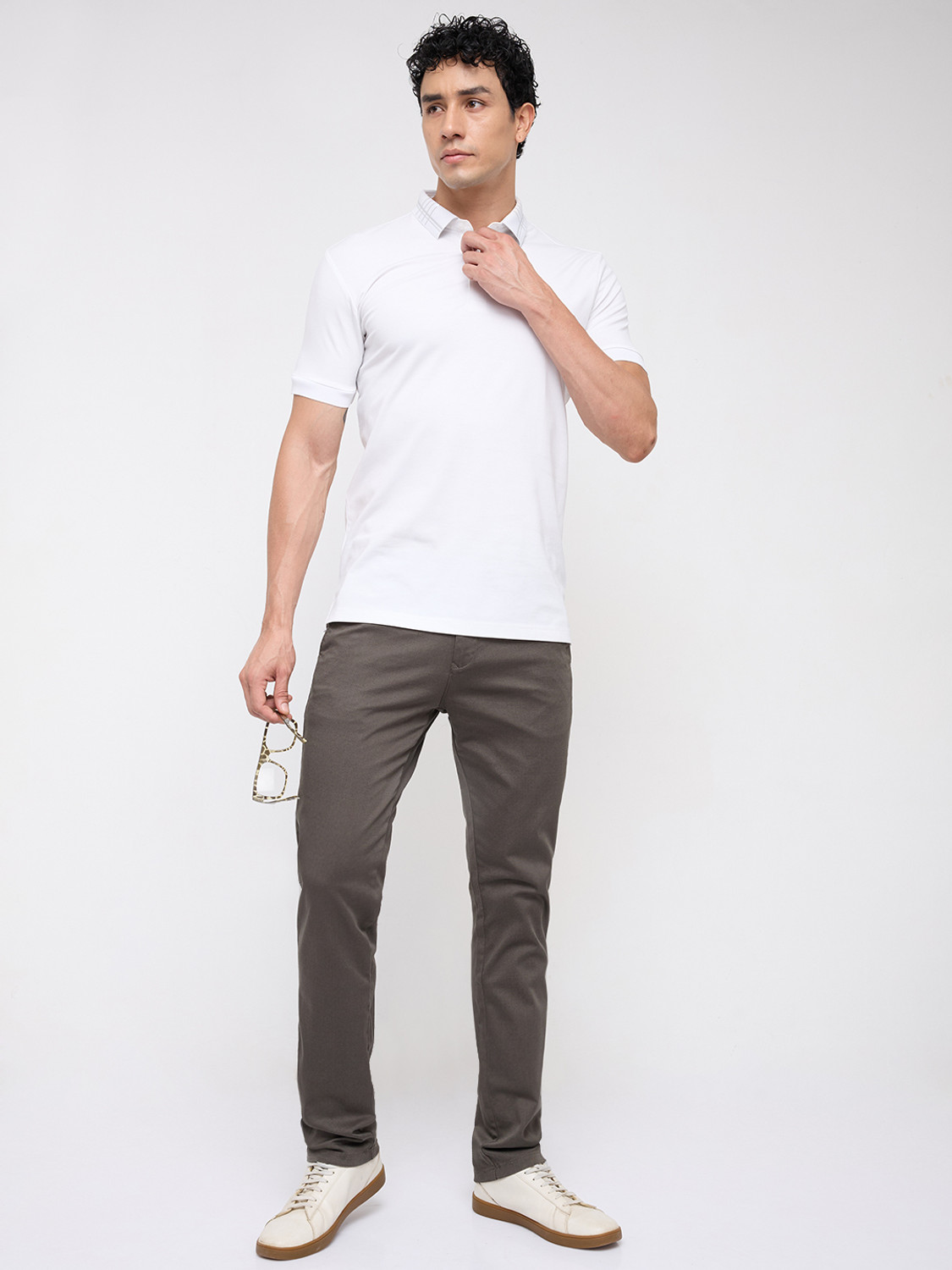 Image of KILLER Slim Fit Men Dark Green Trousers