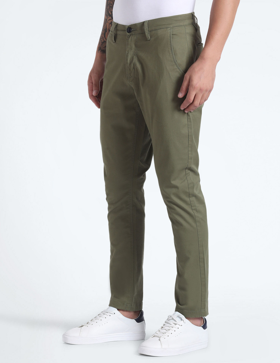 Image of FLYING MACHINE Slim Fit Men Green Trousers