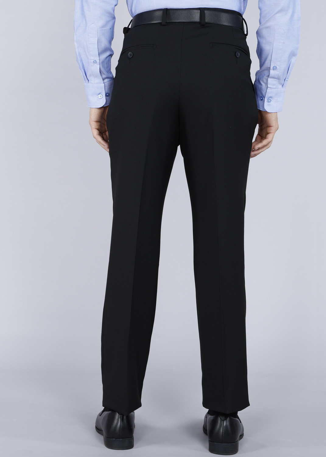 Image of VAN HEUSEN Regular Fit Men Black Trousers