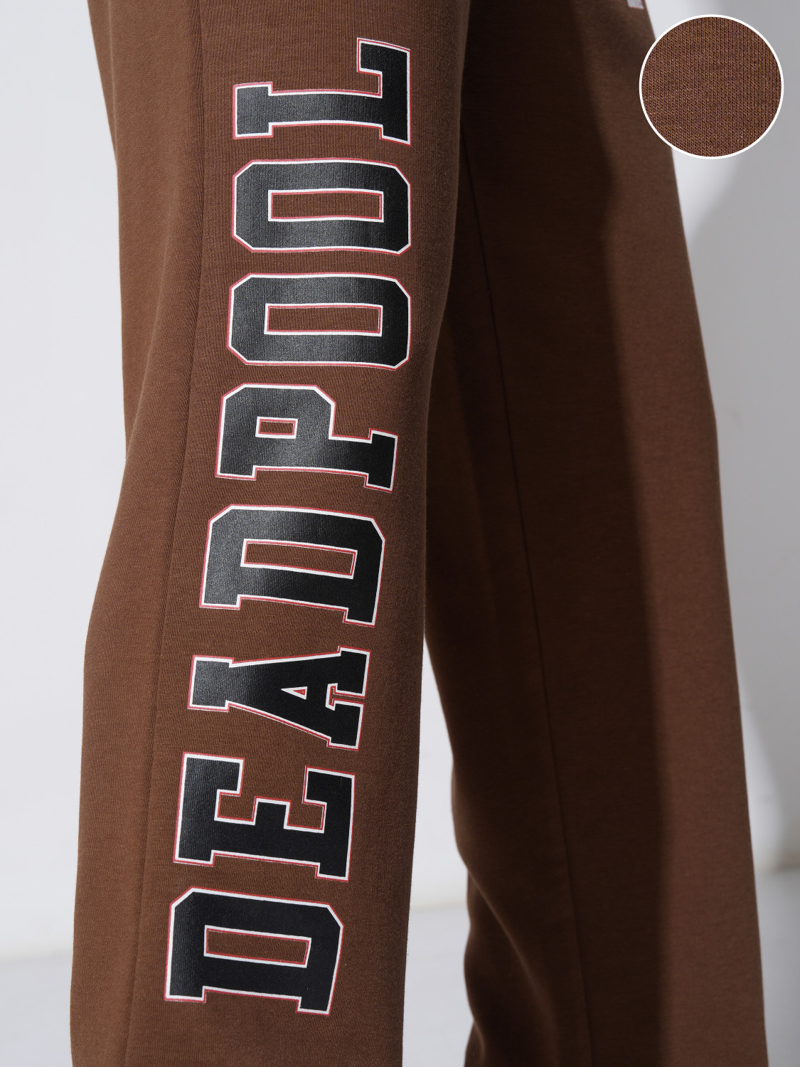 Image of HIGHLANDER Slim Fit Men Brown Trousers