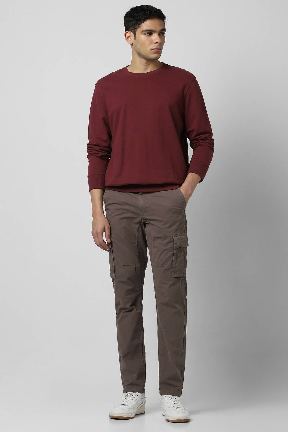 VAN HEUSEN Men Cargos - Image 2
