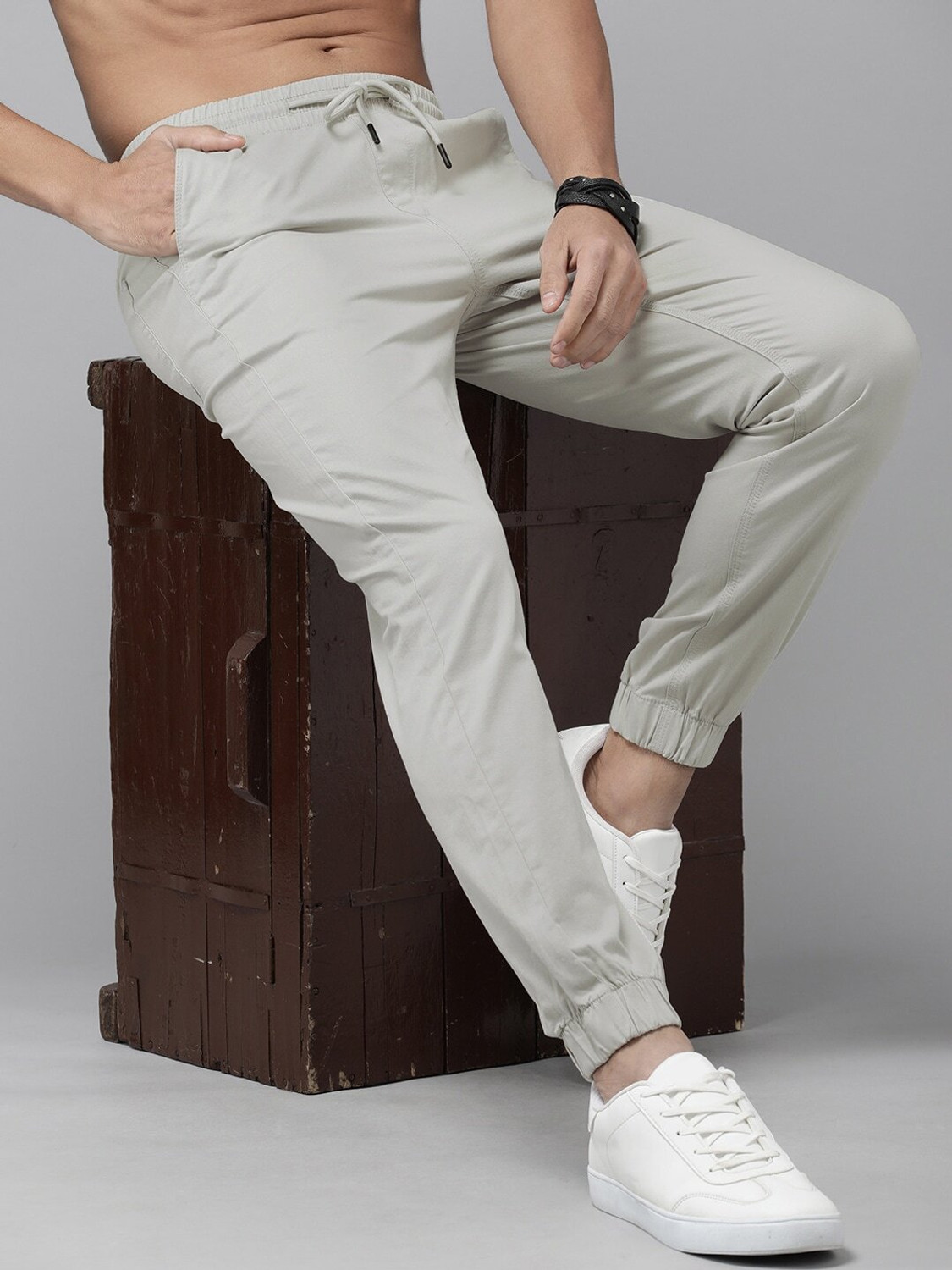 Image of Roadster Regular Fit Men Grey Trousers