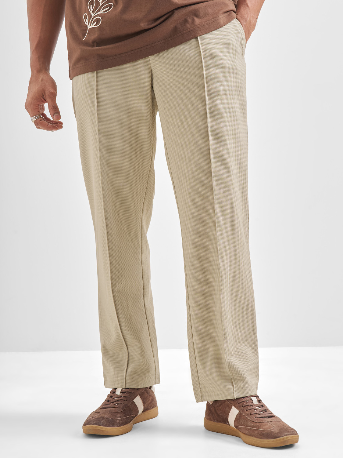 Image of HIGHLANDER Relaxed Men Beige Trousers