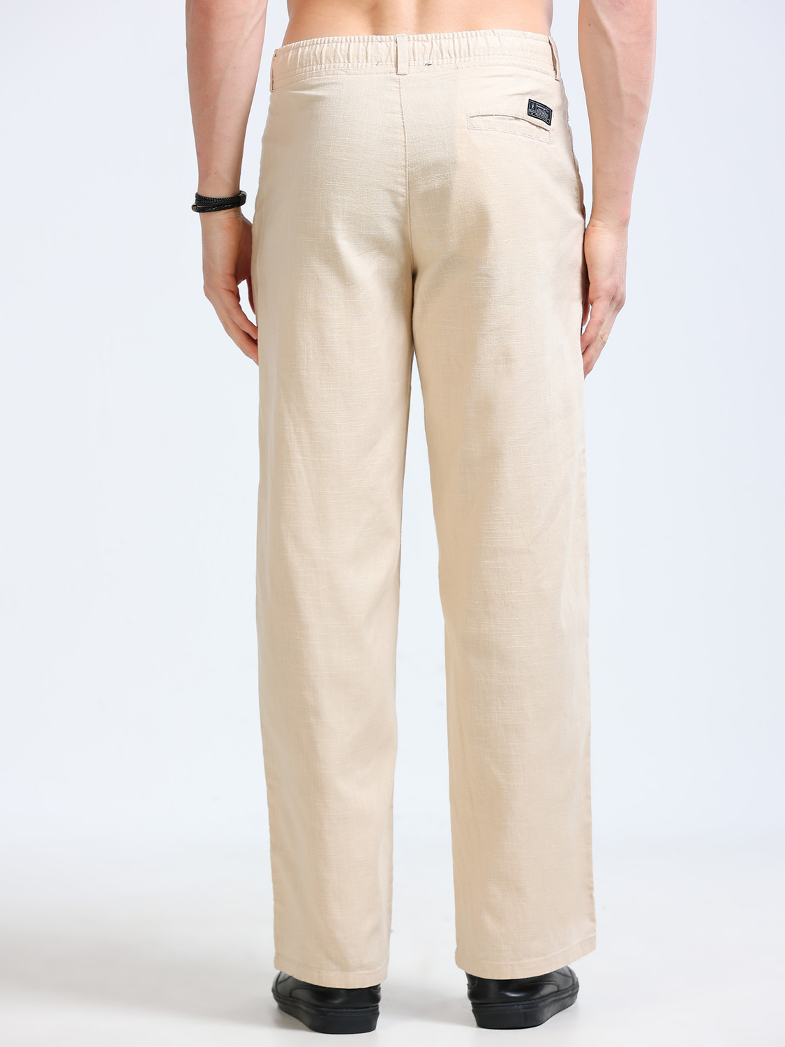 Image of Roadster Loose Fit Men Cream Trousers