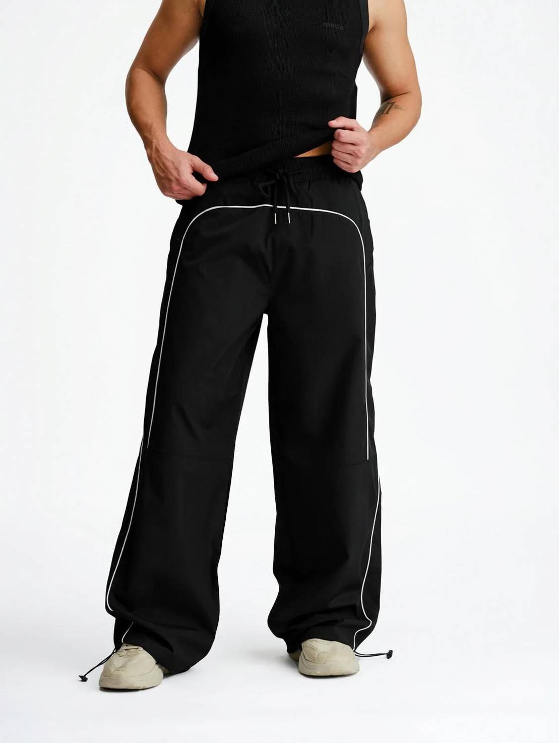 LEXREX Loose Fit Men Black Trousers