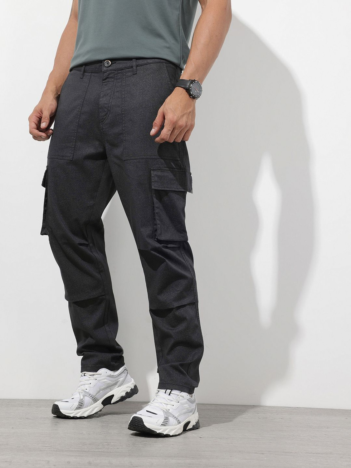 Image of Roadster Regular Fit Men Black Trousers