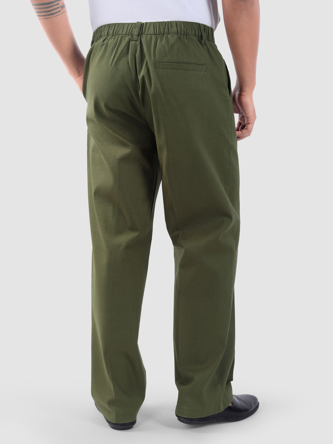 Image of BEYOUNG Straight Fit Men Green Trousers