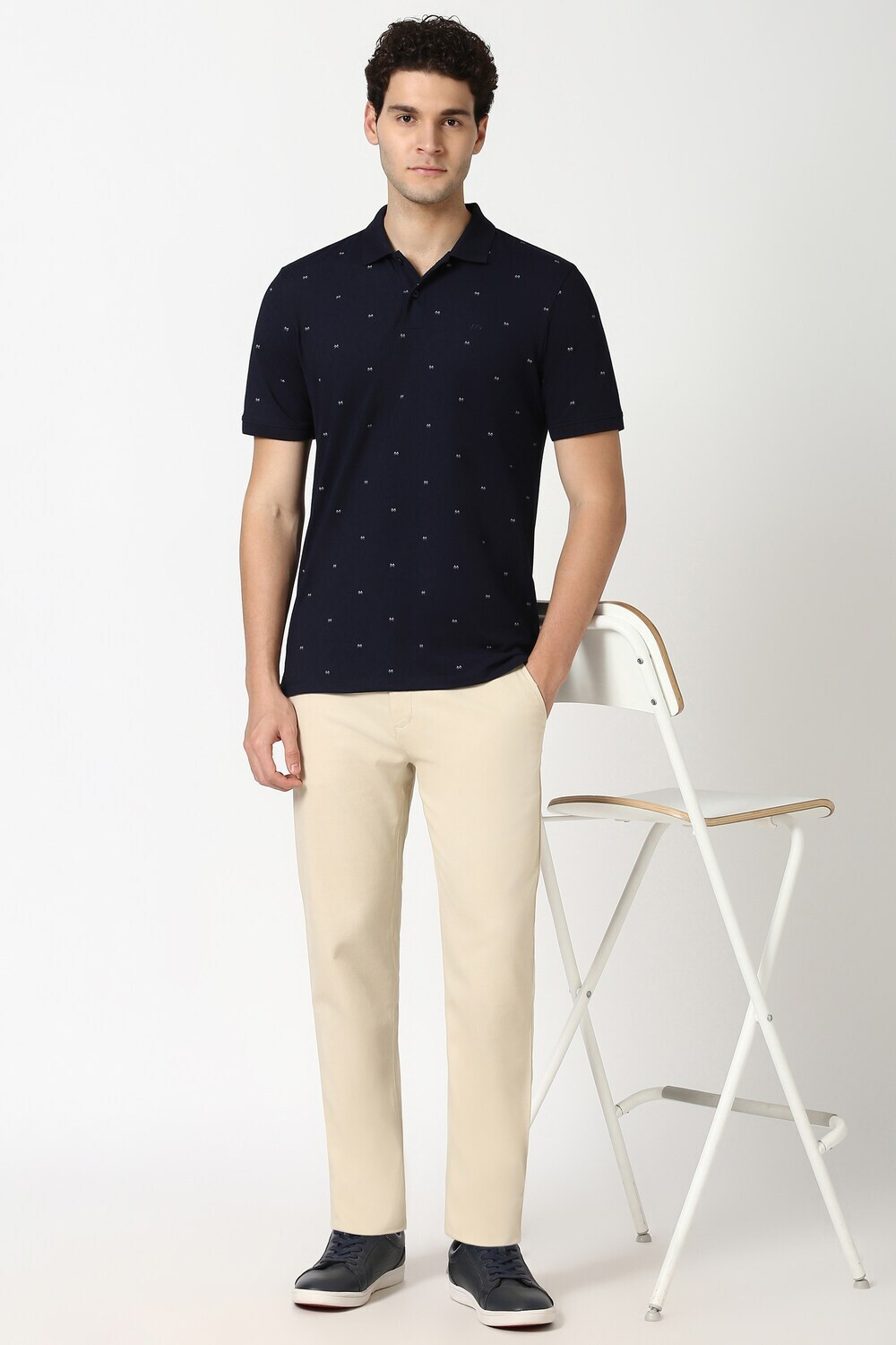 Image of PETER ENGLAND Slim Fit Men Cream Trousers