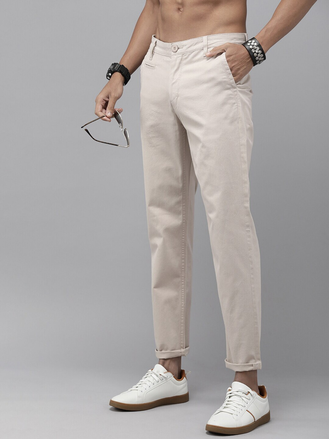 Image of Roadster Regular Fit Men Beige Trousers