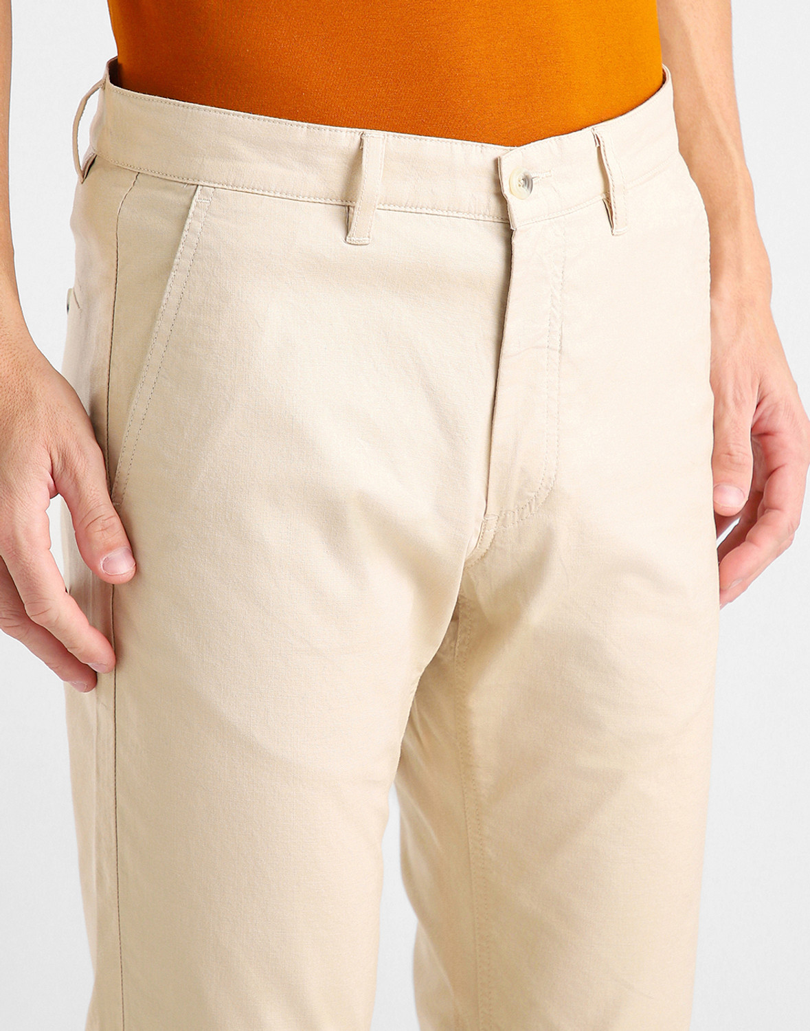 Image of VAN HEUSEN SPORT Men Slim Fit Khaki Cotton Blend Trousers