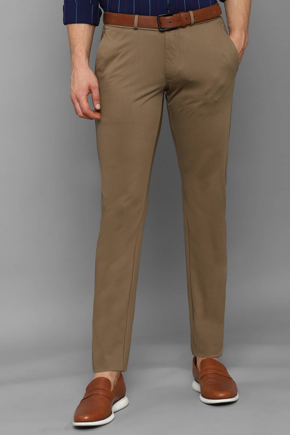 Allen Solly Slim Fit Men Khaki Trousers