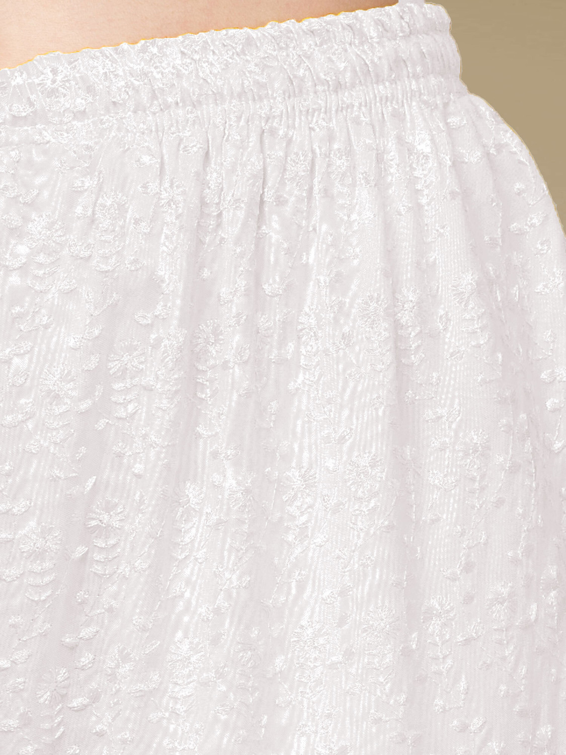 Image of FamBee Relaxed Women White Trousers