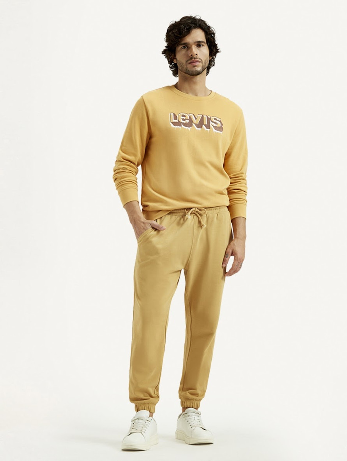 Image of LEVI'S Tapered Men Yellow Trousers