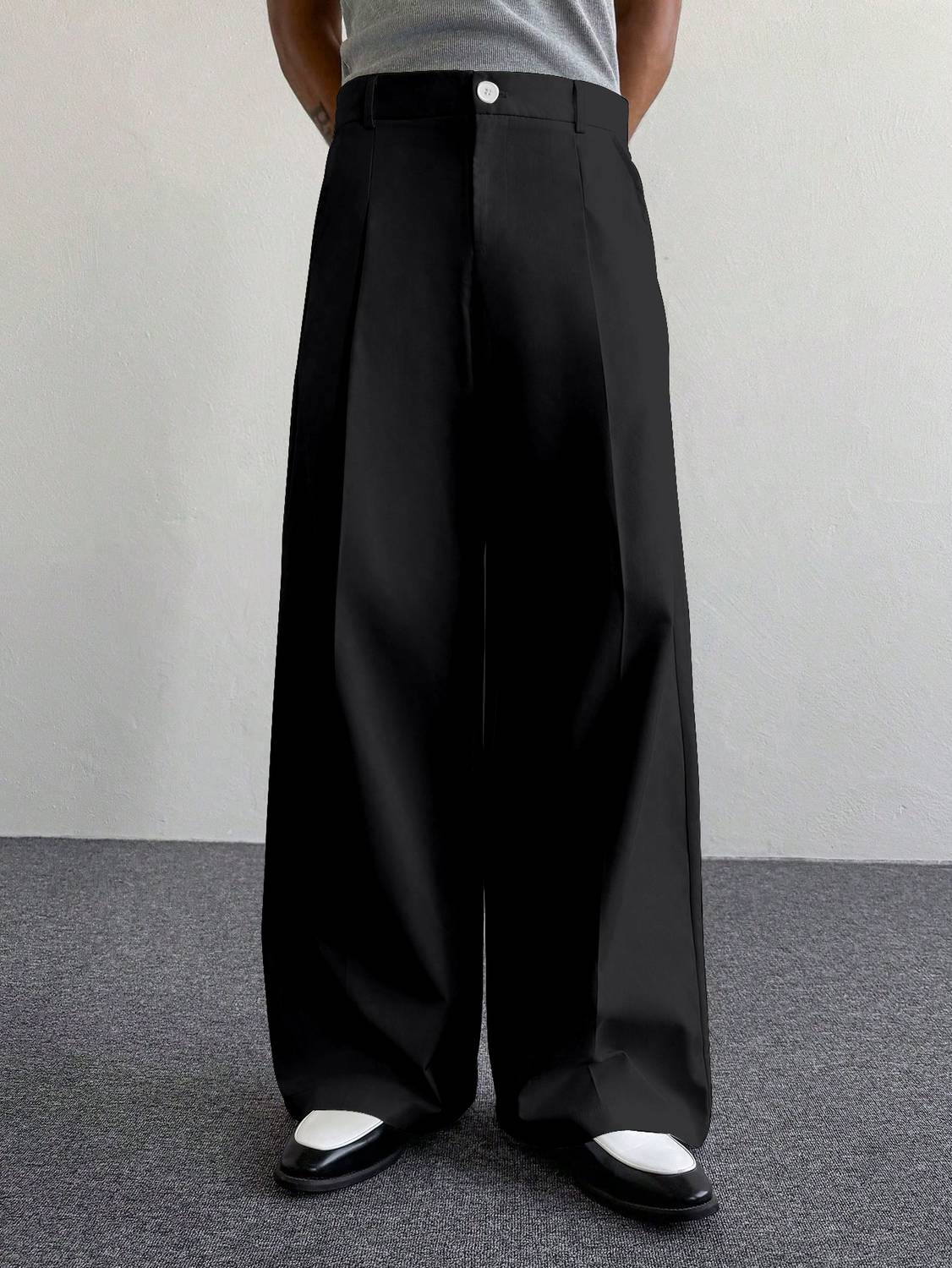 Klossy Loose Fit Black Trousers - Image 3