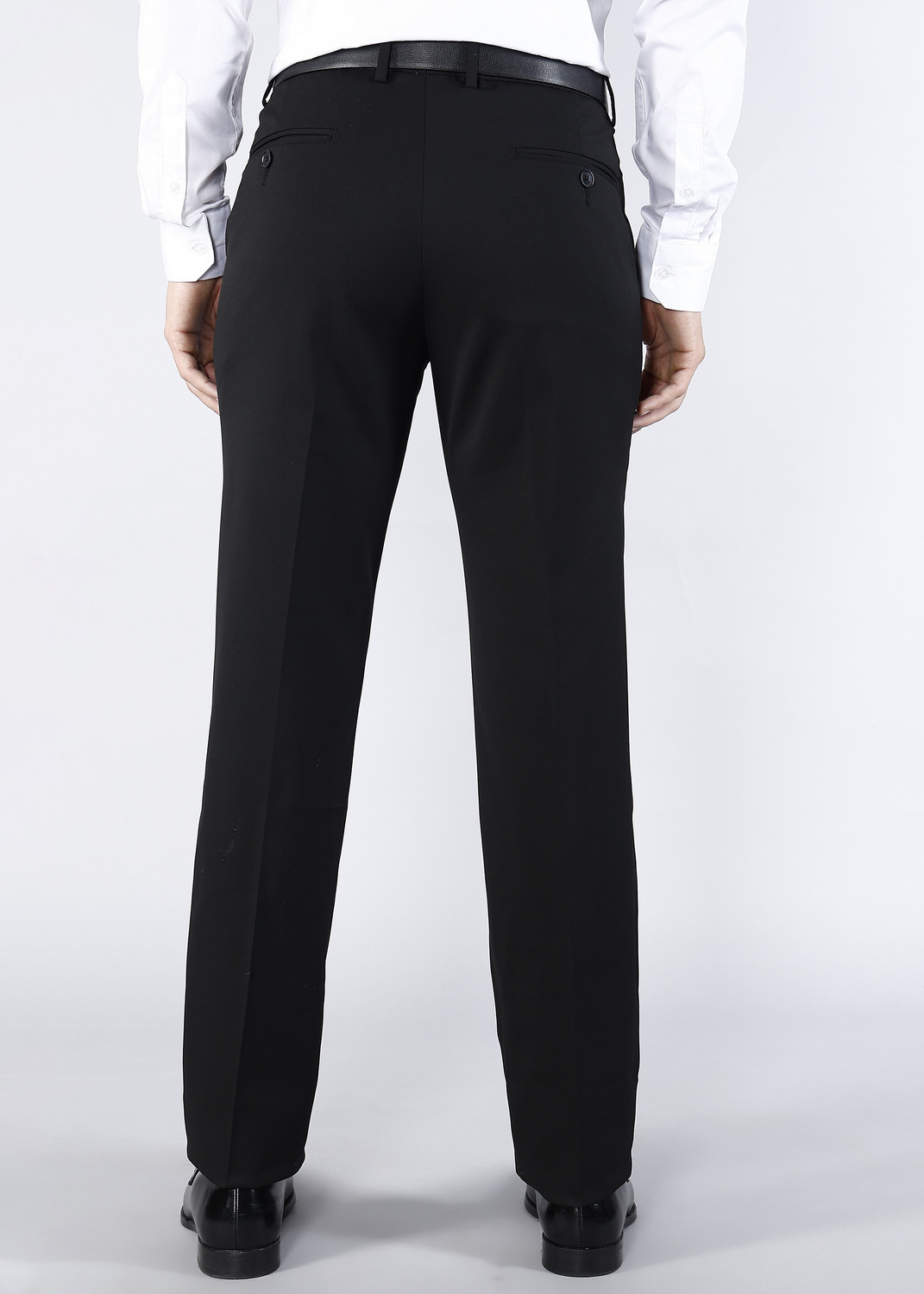 Image of VAN HEUSEN Men Slim Fit Black Polyester Trousers