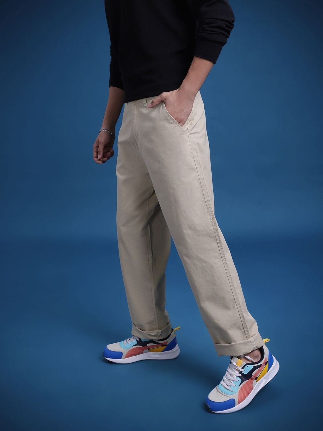 Image of Roadster Straight Fit Men Beige Trousers