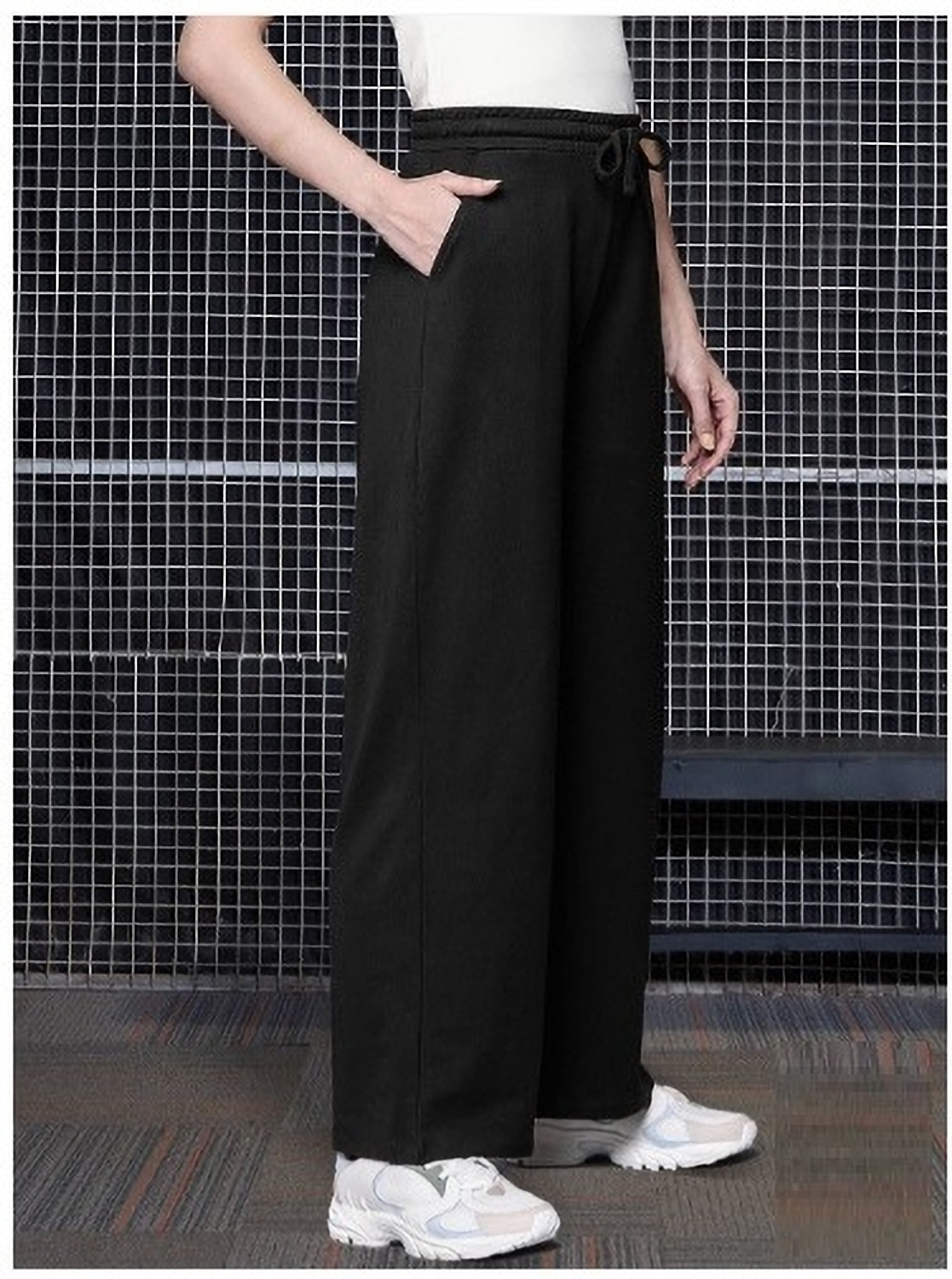 Image of SKD TRENDZ Regular Fit Women Black Trousers