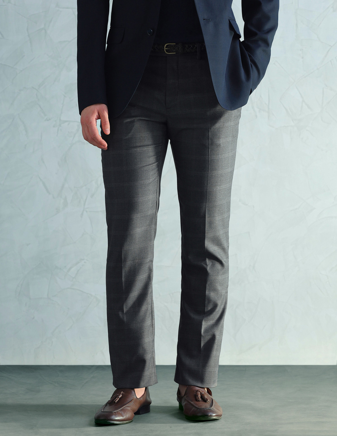 Image of ARROW Men Slim Fit Grey Polyester Trousers
