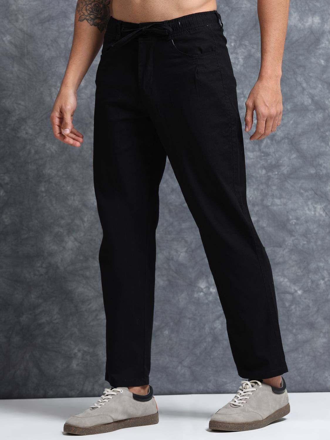 Bellaciao Men Black Relaxed Trousers - Image 3