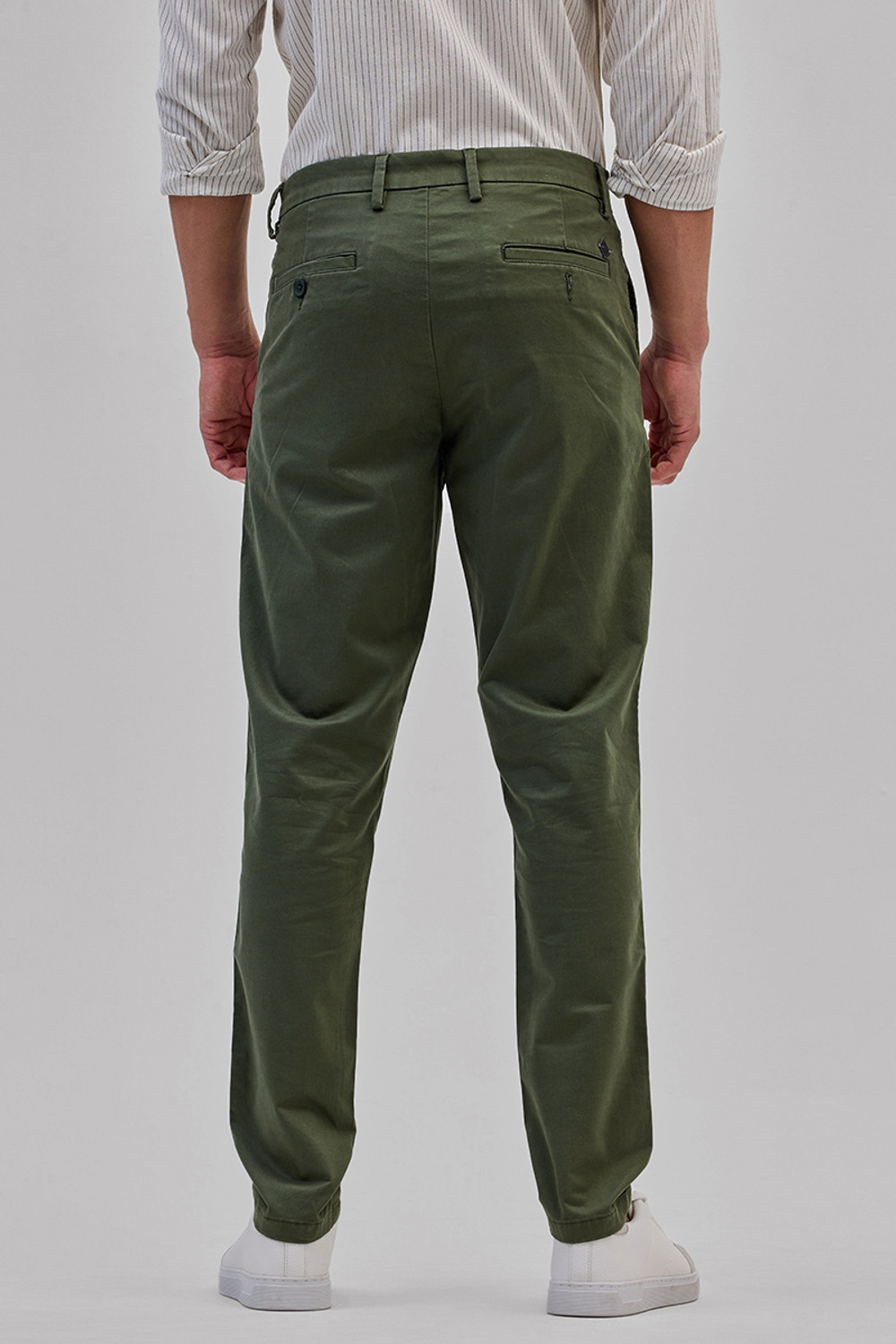 Image of Snitch Men Slim Fit Green Cotton Blend Trousers