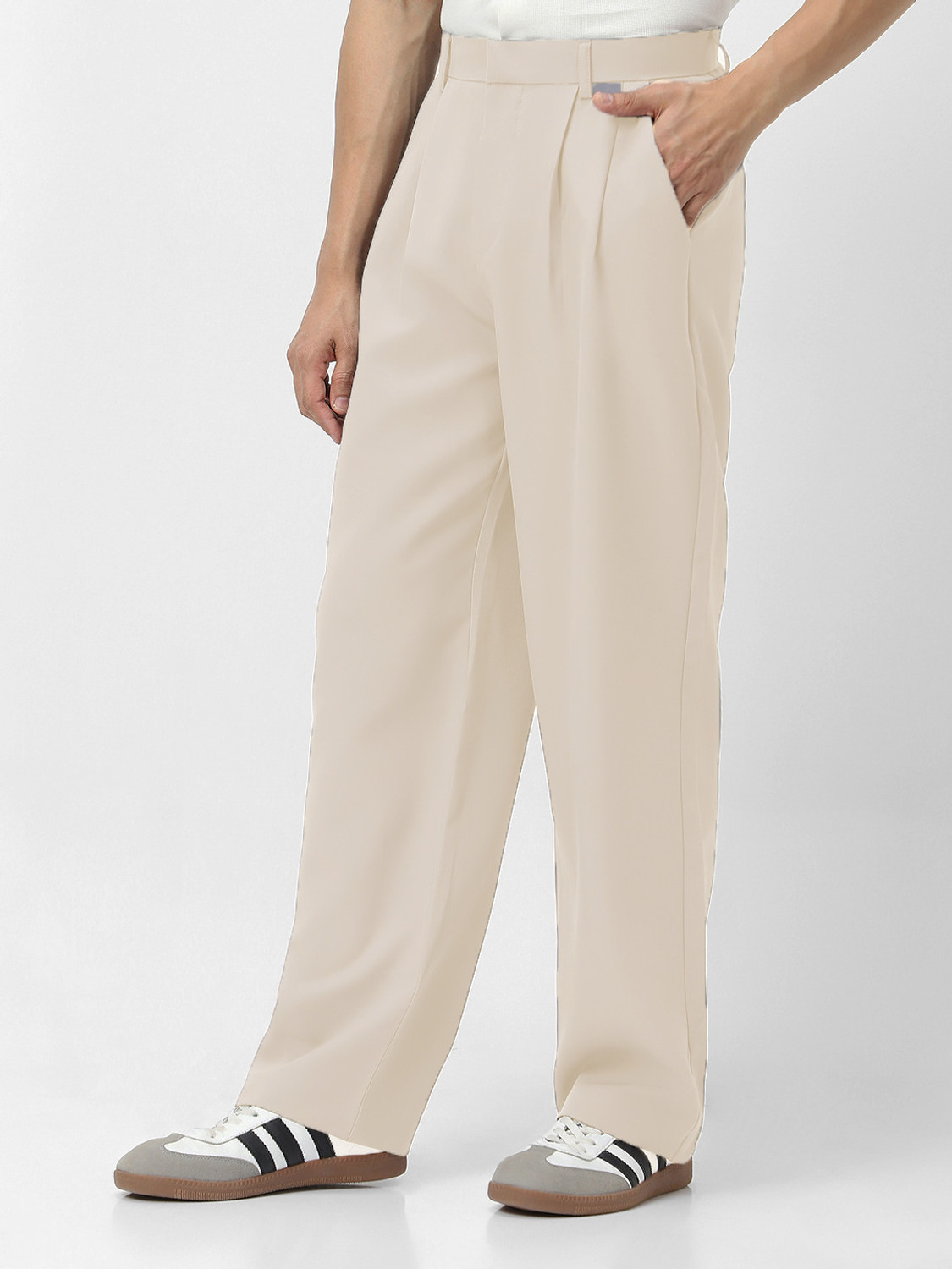 Image of Urbano Fashion Loose Fit Men Cream Trousers