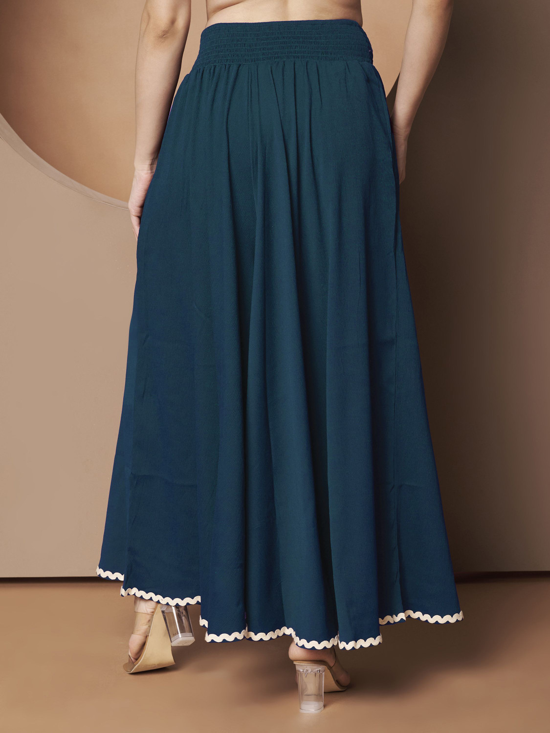 Image of ZWERLON Relaxed Women Green Trousers