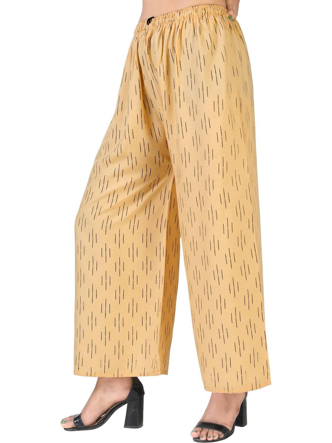 4K FASHION Relaxed Women Gold Trousers