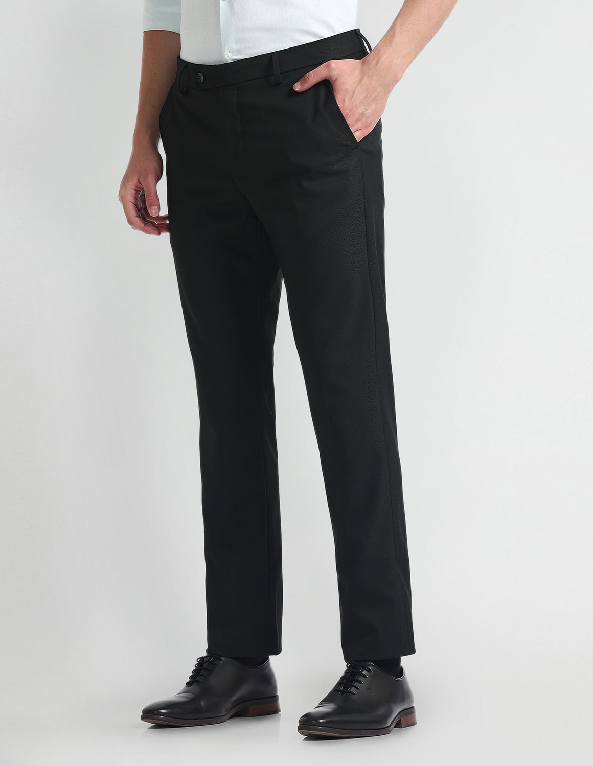 Image of ARROW Slim Fit Men Black Trousers