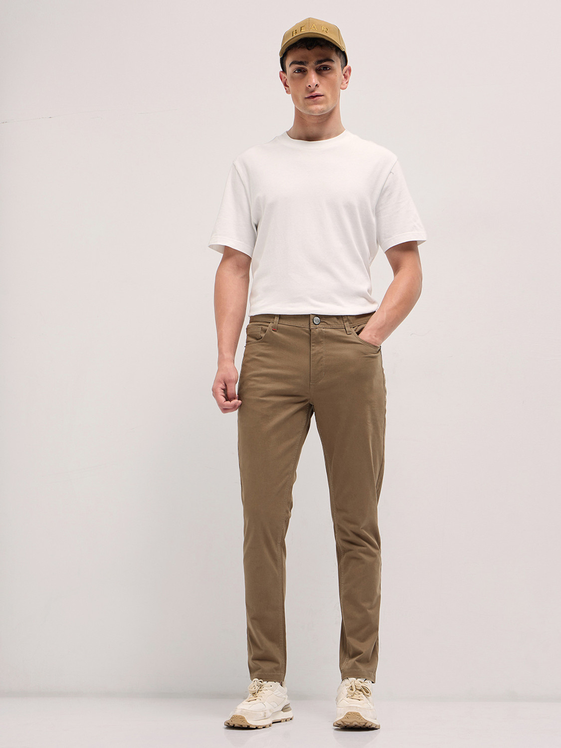 Image of THE BEAR HOUSE Slim Fit Men Brown Trousers