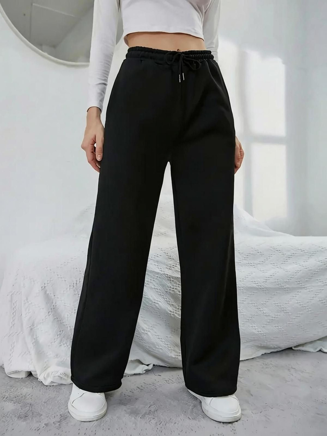 Image of PERFETTE WOLLO Regular Fit Women Black Trousers