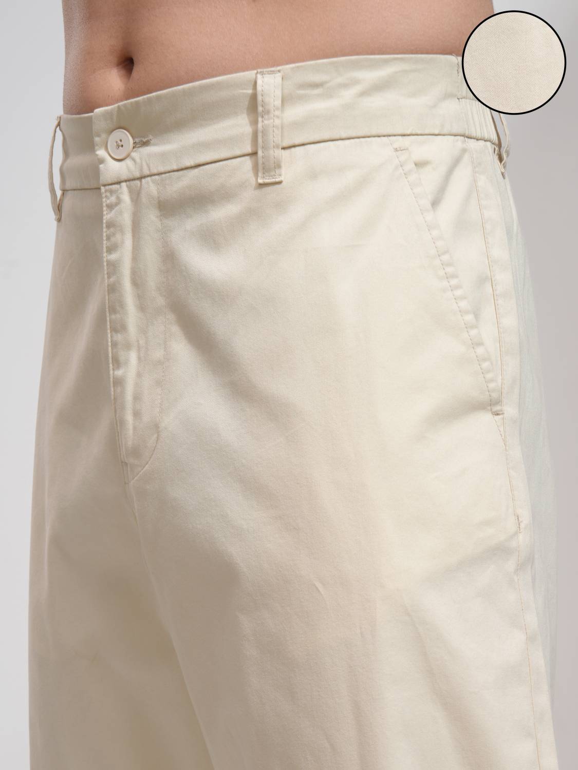 HIGHLANDER Men Straight Fit White Cotton Trousers - Image 5