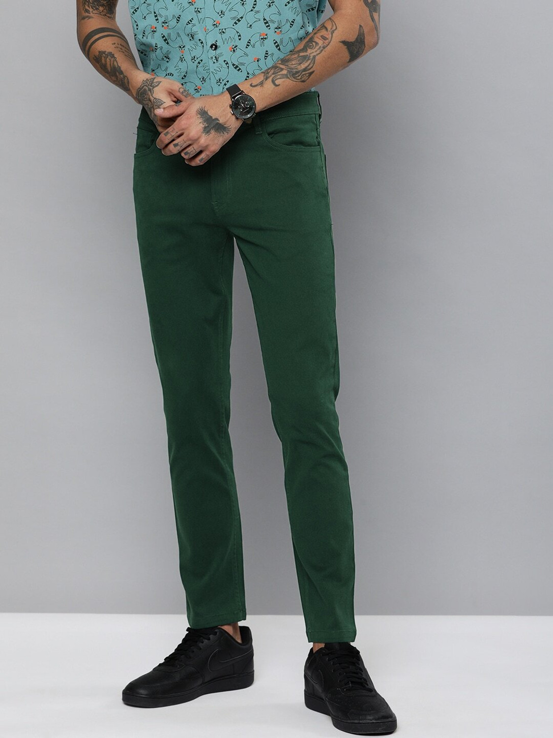 Image of The Indian Garage Co. Slim Fit Men Green Trousers