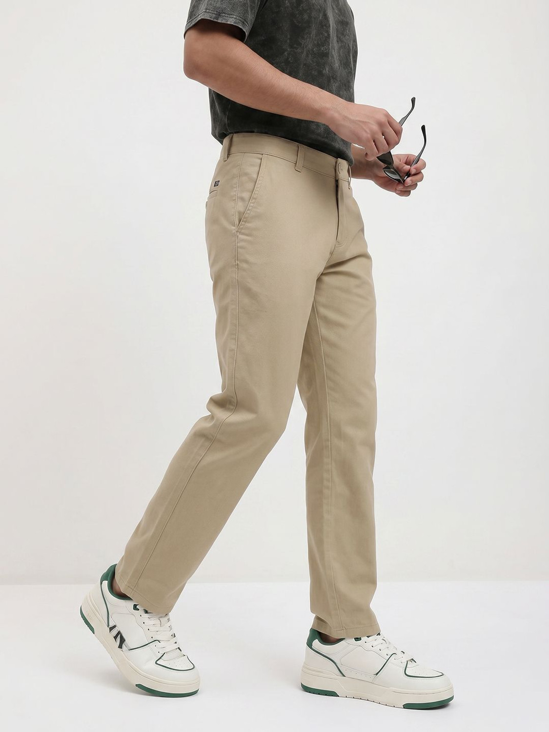 Image of Roadster Men Regular Fit Beige Pure Cotton Trousers