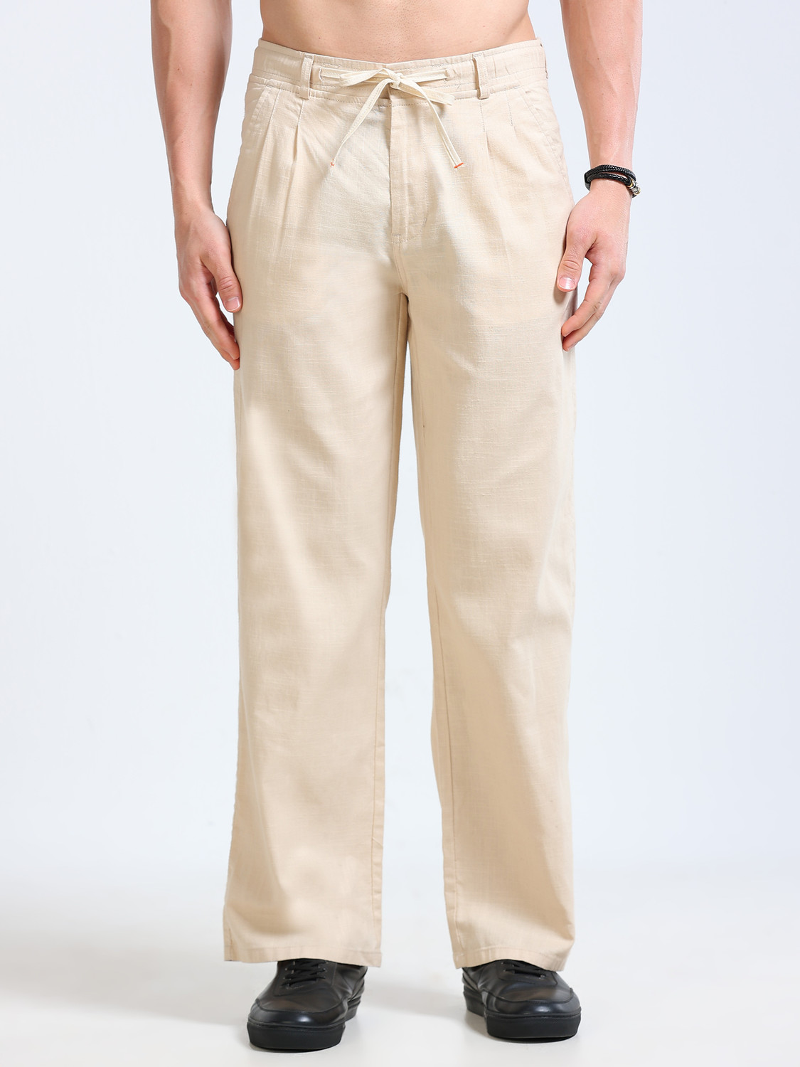 Image of Roadster Loose Fit Men Cream Trousers