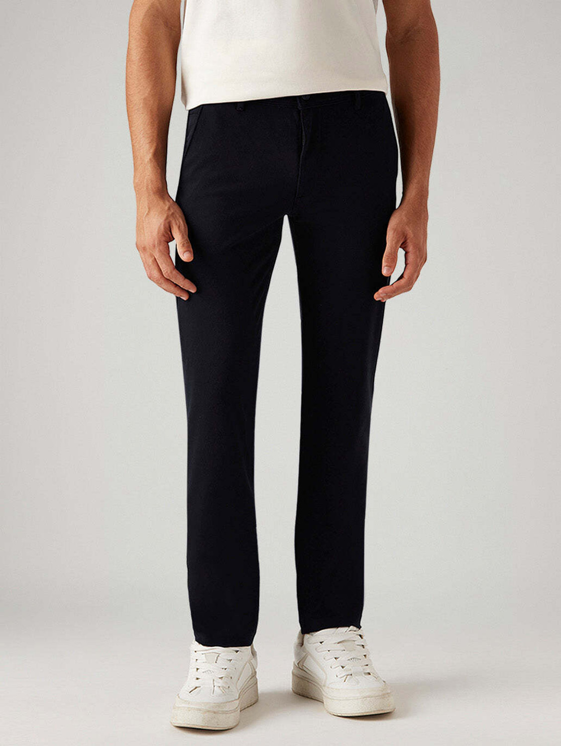 Image of LEVI'S Slim Fit Men Black Trousers