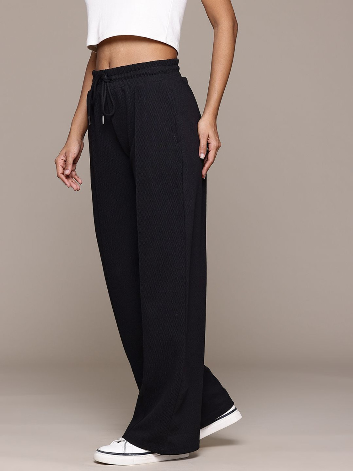 Image of Roadster Loose Fit Women Black Trousers