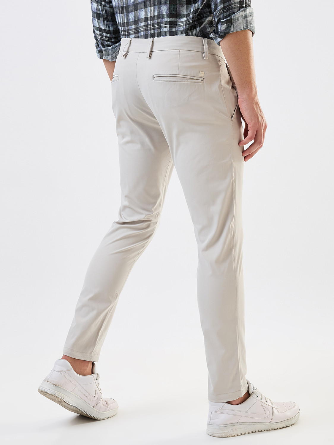 Image of Spykar Slim Fit Men White Trousers