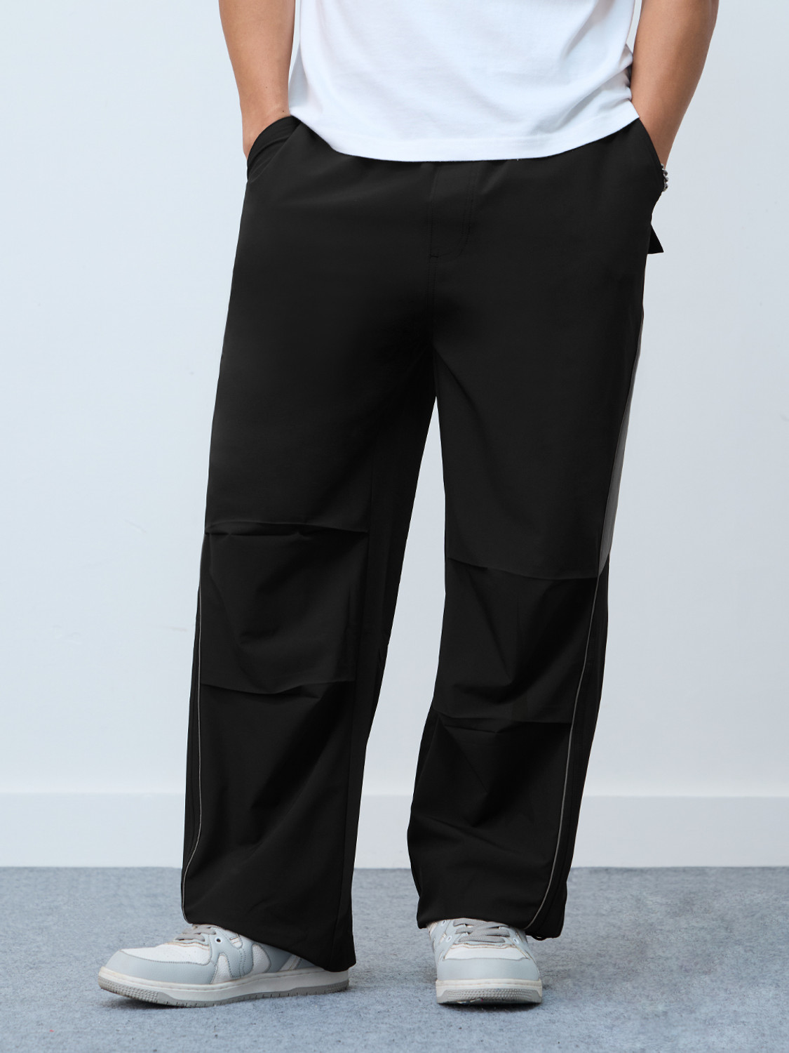 Image of The Souled Store Regular Fit Men Black Trousers