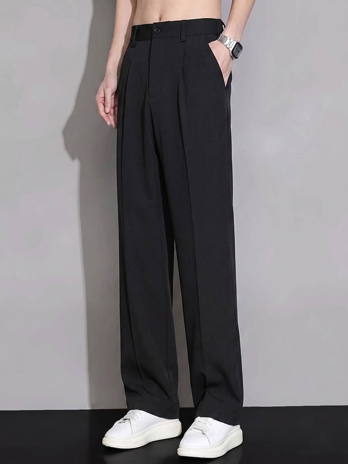 woomny Straight Fit Men Black Trousers