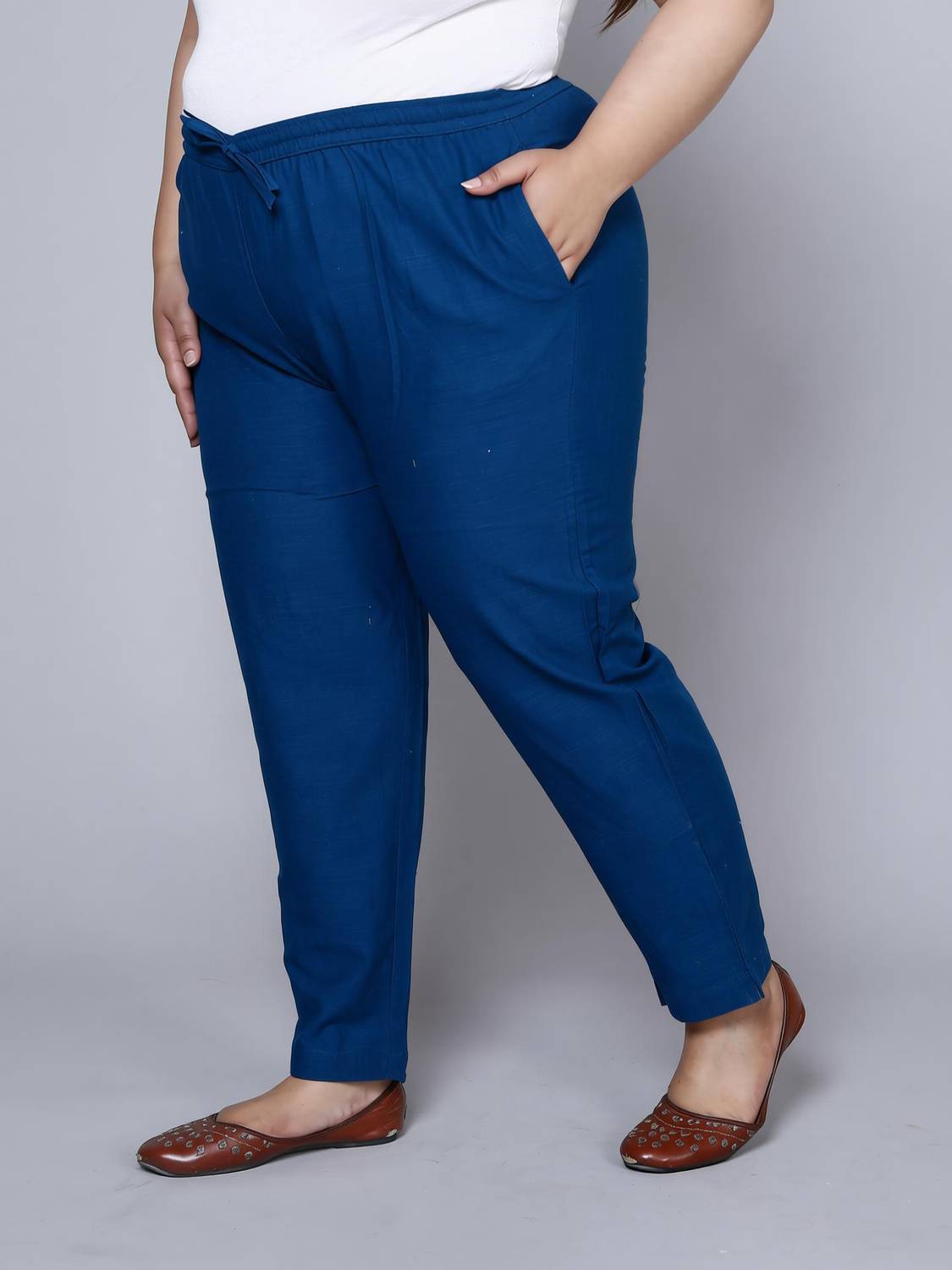 AAVONI Women Regular Fit Blue Pure Cotton Trousers