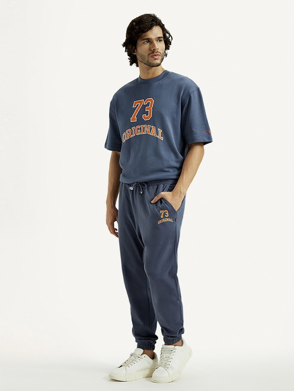 Image of LEVI'S Tapered Men Blue Trousers