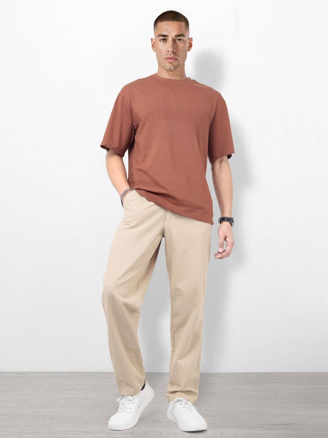 Roadster Men Beige Trousers - Image 5