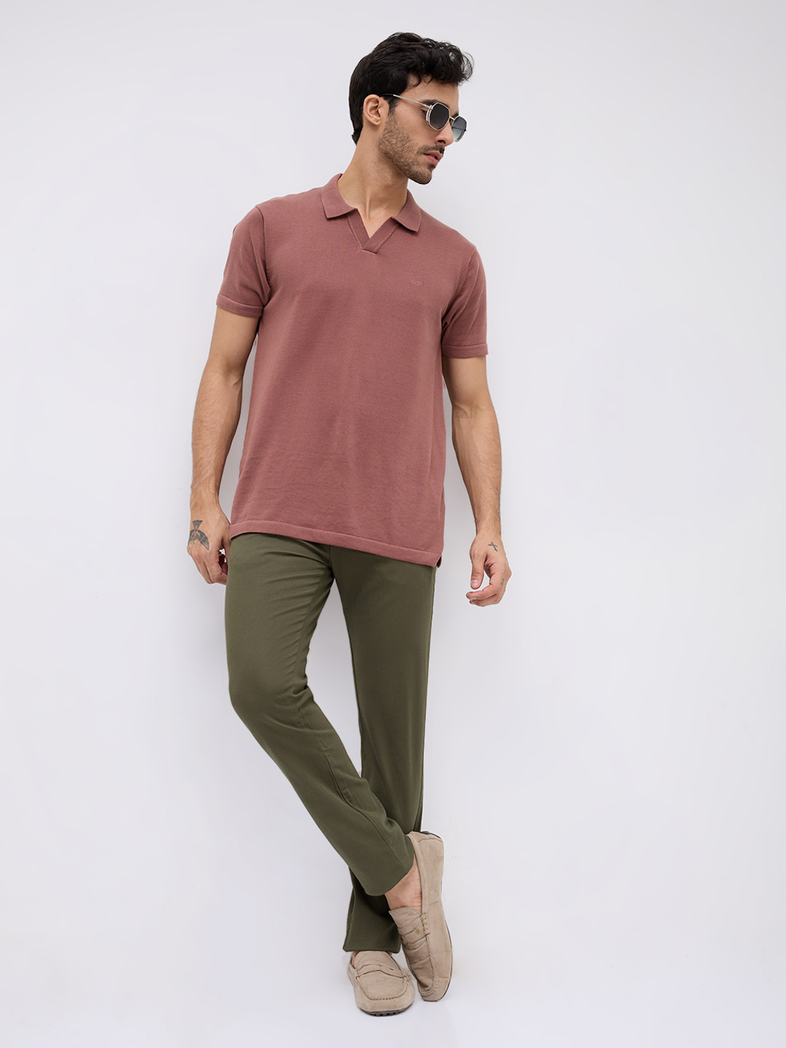 Image of KILLER Slim Fit Men Green Trousers